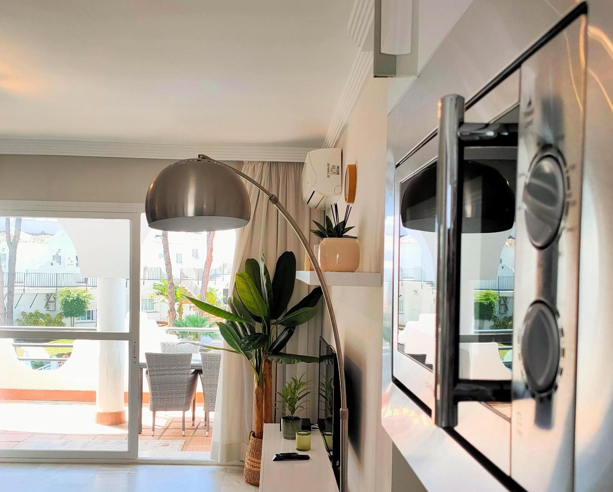 Casa Naranja, Cabopino 2 Pools & Heated Indoor Pool Appartamento Marbella